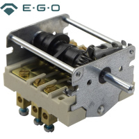 ΔΙΑΚΟΠΤΗΣ 3+0 ΘΕΣΕΩΝ EGO ΠΟΡΣΕΛΑΝΗΣ 32Α-2-min